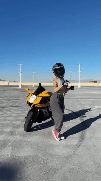file_100700918