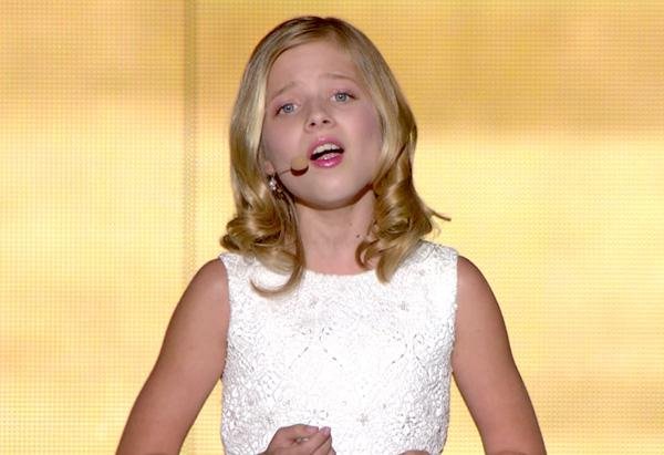 Jackie Evancho - O Holy Night