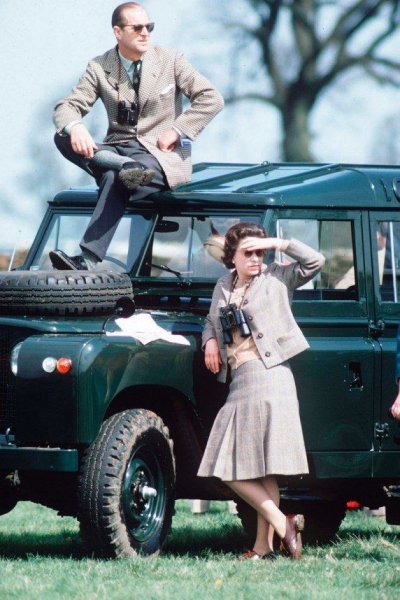 Королева Елизавета и принц Филипп на сафари, 1968 г