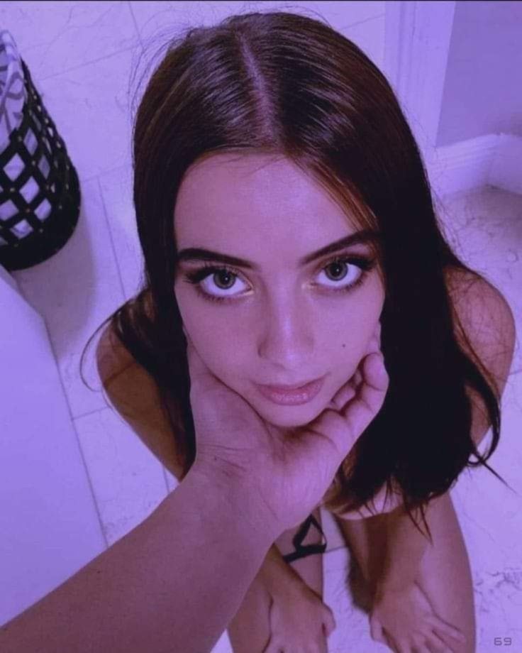 B9e8f43a5765d6fb67d9626e0d8639d1