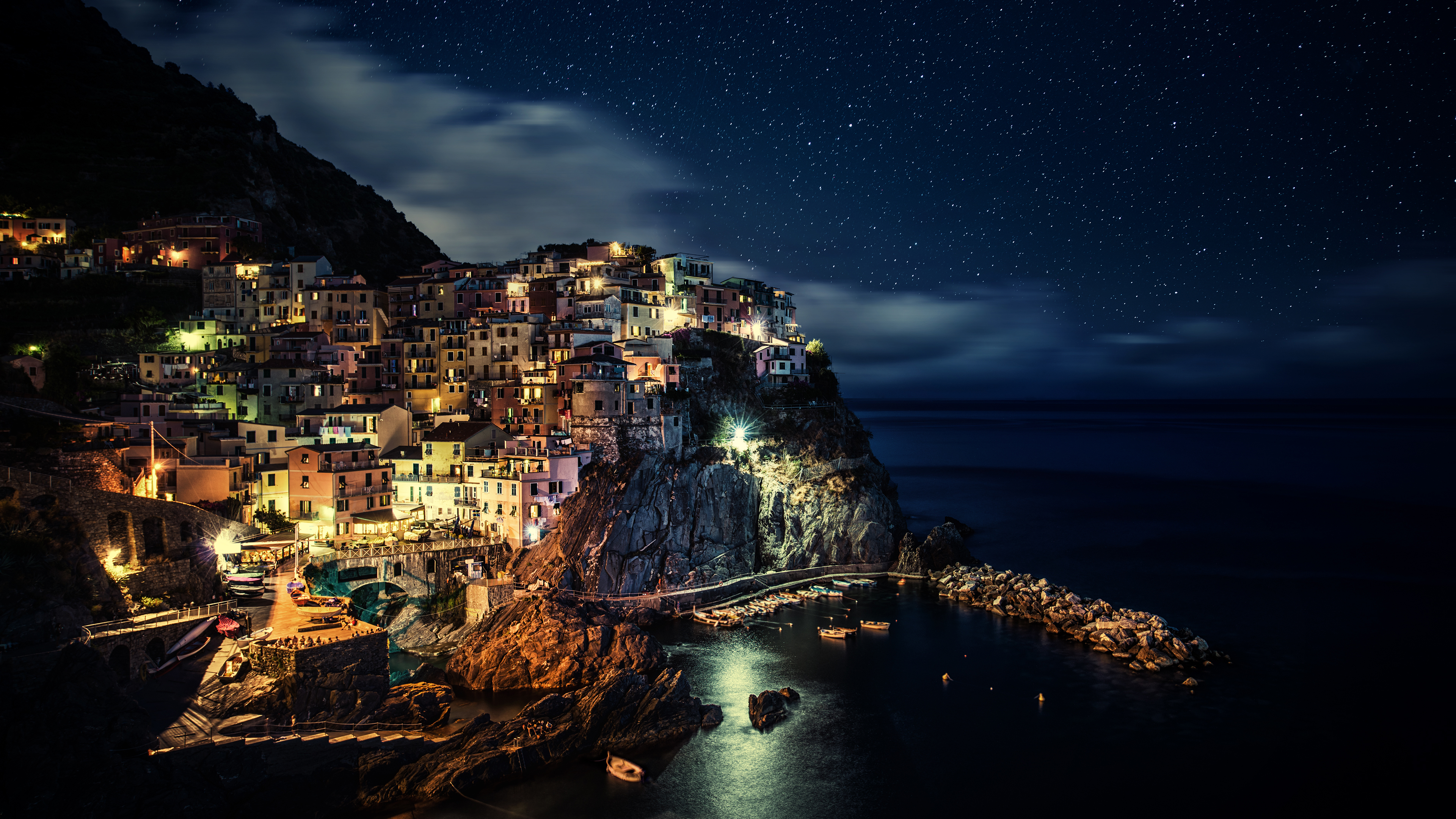 manarola night italy 4k
