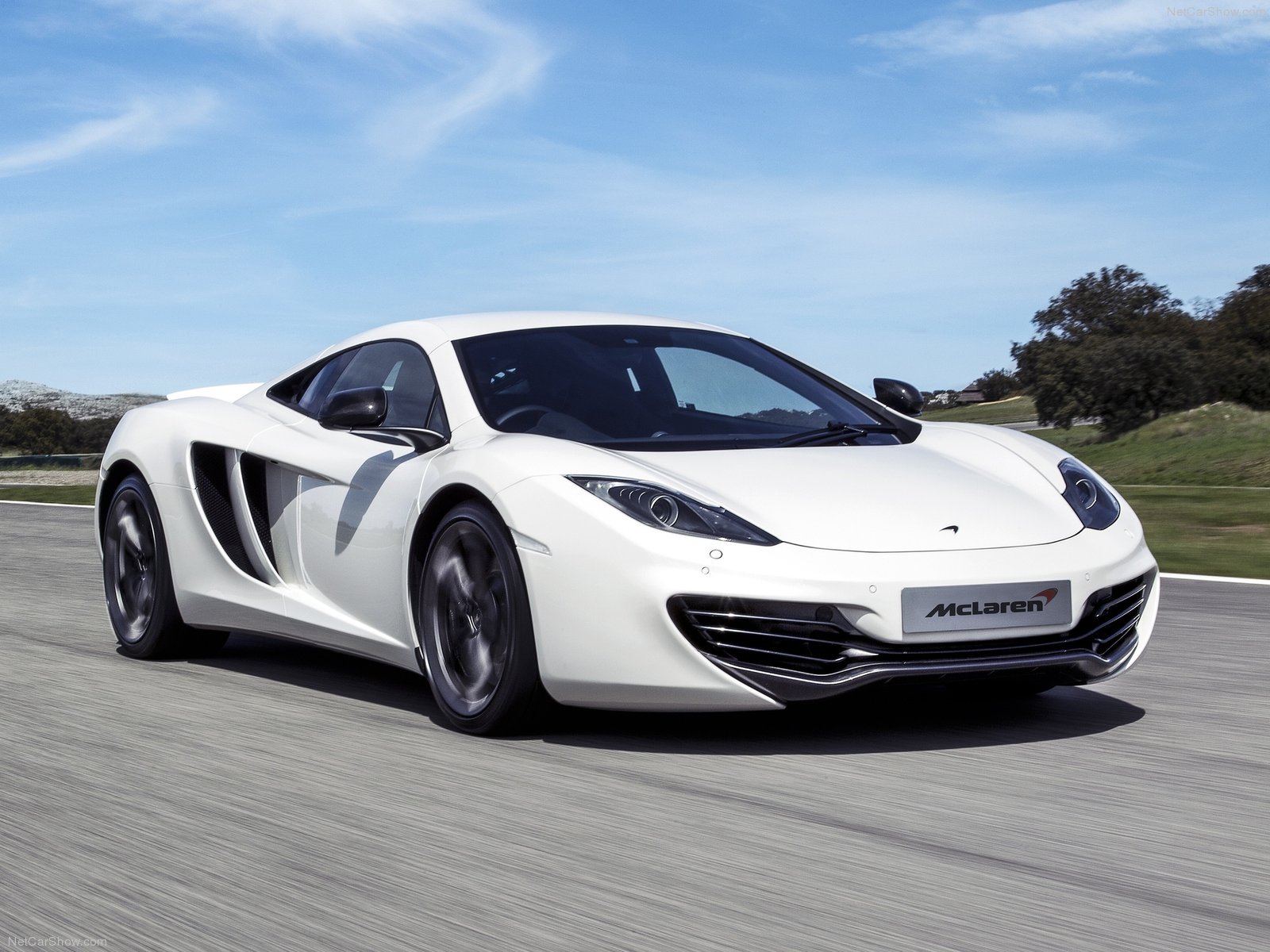 McLaren-MP4-12C 2013 1600x1200 wallpaper