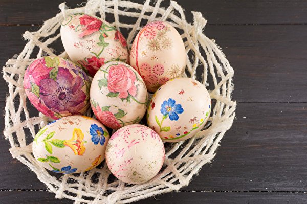 Easter Wood planks Eggs Design 562813 600x399