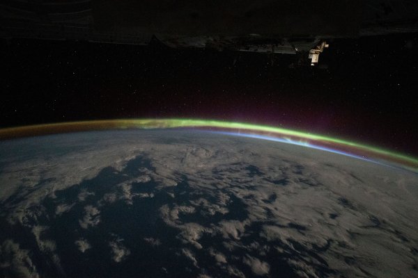 Iss068e010113 orig