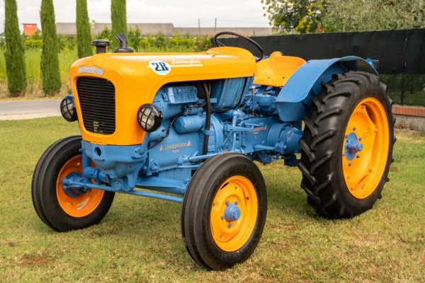 LAMBORGHINI 2R TRACTOR (1964г.)