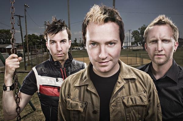Thousand Foot Krutch-Courtesy Call
