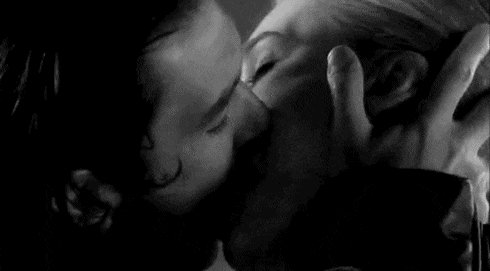 Kiss