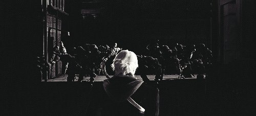DMC-4-Gif-devil-may-cry-30450552-500-227