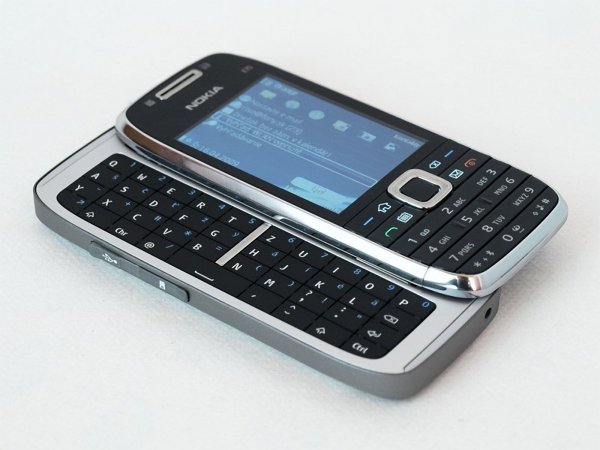 Nokia E75