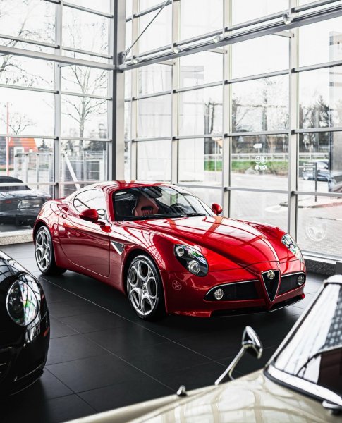 ALFA ROMEO 8C COMPETIZIONE (2010г.)