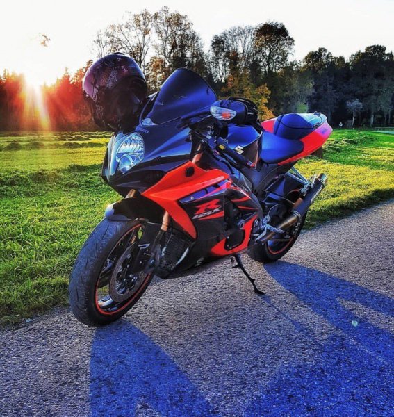 .Suzuki JSX-R