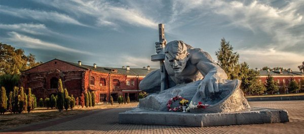 Брестская крепость