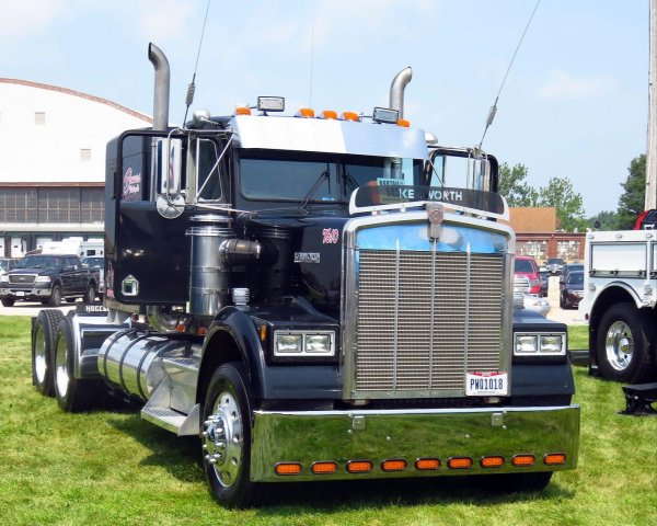KENWORTH