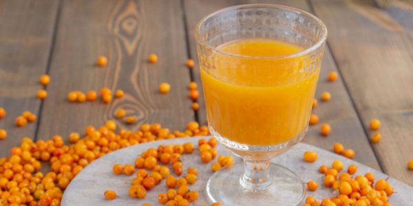 Душистый морс из облепихи с мёдом