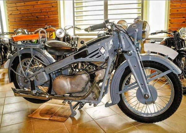 VICTORIA 500 KR9 FAHRMEISTER (1937г.)