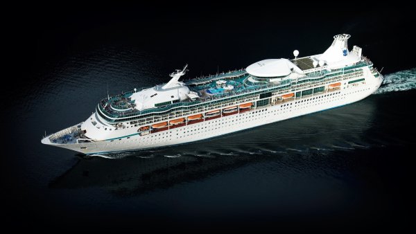 Vision-of-the-seas-m-v-vision-of-the-seas-royal-caribbean-in