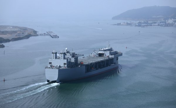 IMG viter59 ESB-7 USS Robert E. Simanek