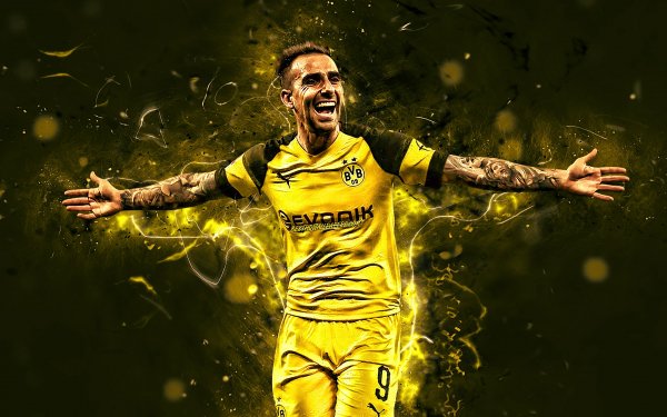 paco-alcacer-joy-borussia-dortmund-fc-yellow-background-soc