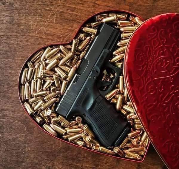 З днем закоханих))