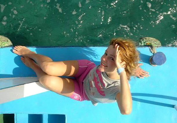 Юля Караулова