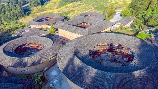 Earthen Buildings Premium 6