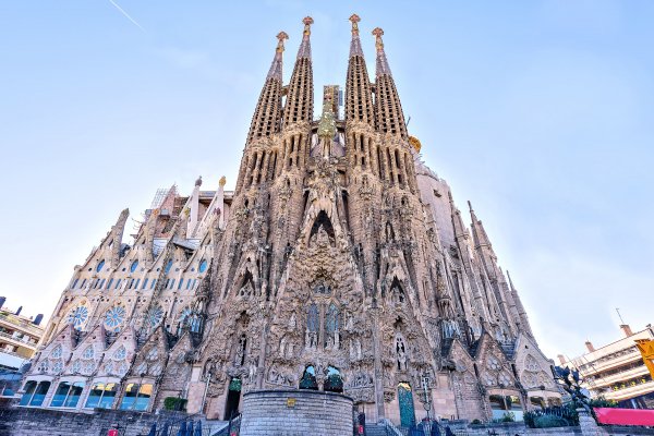 Shutterstock 527597407