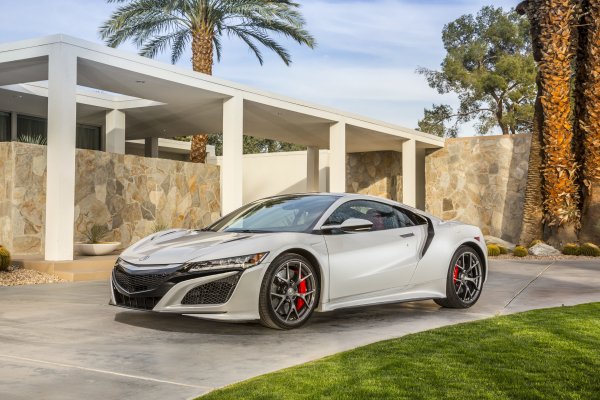 Acura-nsx-white-2017