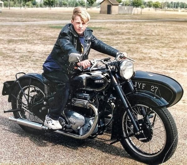 ARIEL SQUARE FOUR (1948г.)