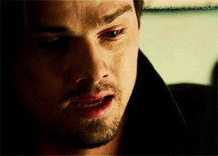 tumblr mj9sfkGbB01s2tkg6o1 250