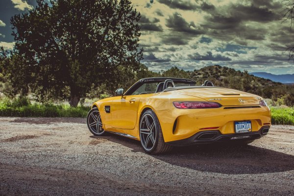 Mercedes-amg-gt-roadster
