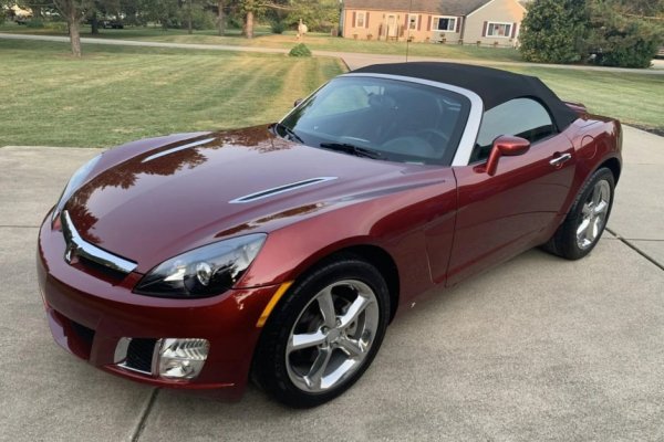 SATURN SKY RED LINE 5-SPEED (2009г.)