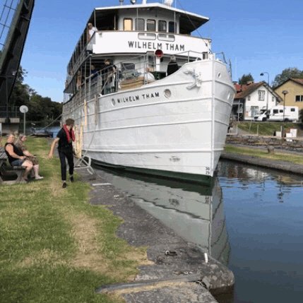 tumblr pbpopotfhP1xyeonko1 500