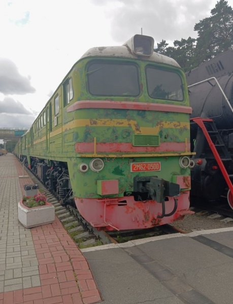 file_100775538
