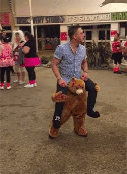 костюм