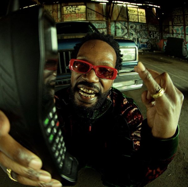 Juicy J - A Zip And A Double [Whethan Remix]