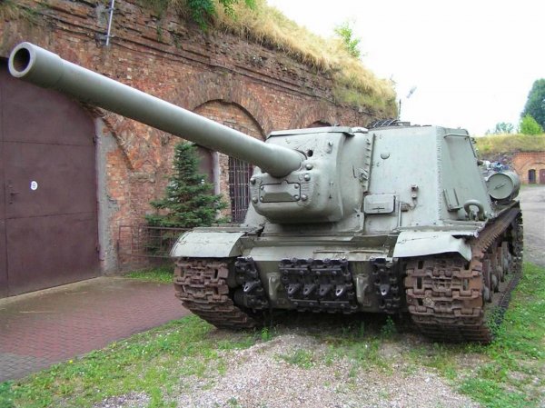ИСУ-122