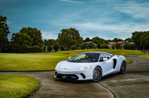 Mclaren-gt