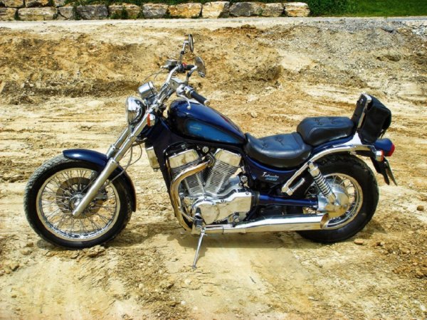 px-Suzuki-Intruder-VS1400