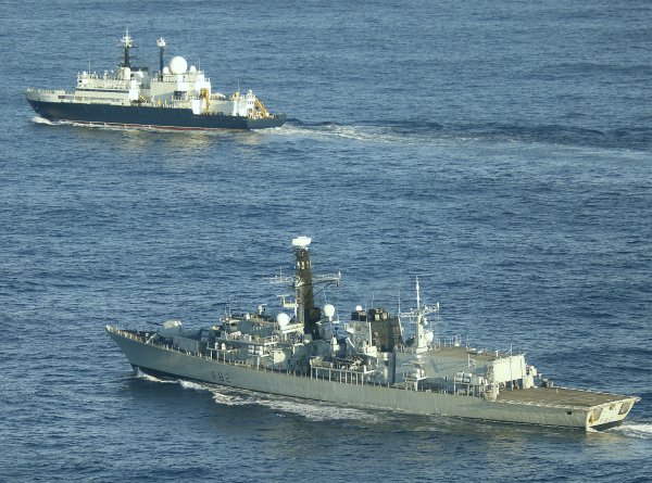 IMG viter59 Yantar HMS Somerset