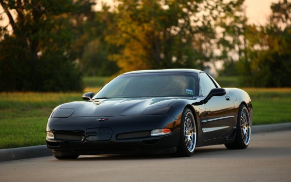 Chevrolet-corvette-z06-black