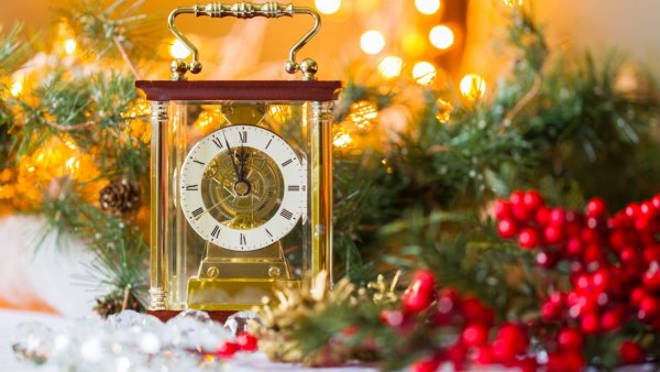 novyy-god-rozhdestvo-2208