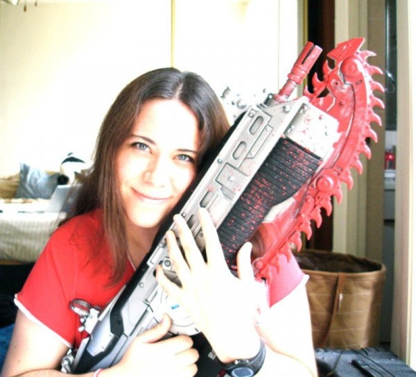 Malukah - Falling To Pieces