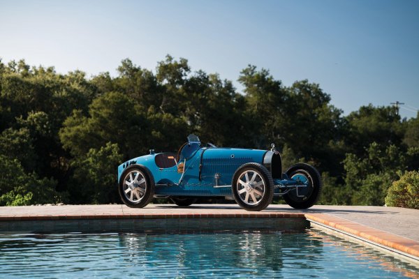 bugatti-type-35c-1927-blue-retro-vintage-bassein