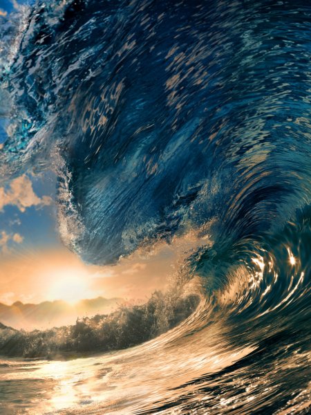 morskaya-volna-na-zakate