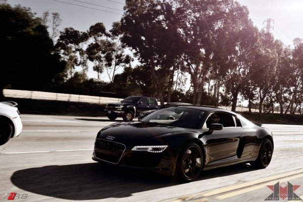 Audi R8