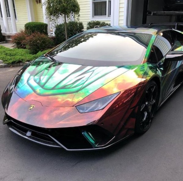 orion lamborghini huracan performante brings the full rainbow