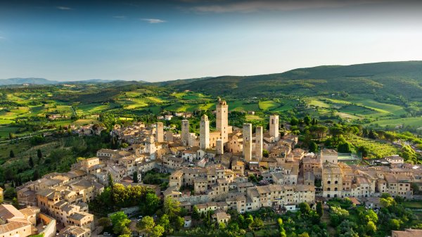 GimignanoTuscany ROW4029536839 UHD
