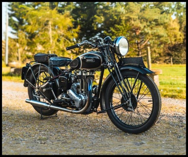 ARIEL OG 250cc (1939г.)