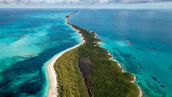 Lock2024-b51 wl aerialbahamas 1920x1080