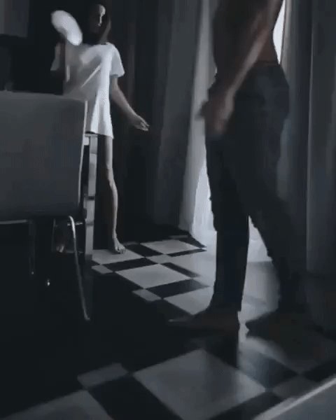 Любить меня не просто....Но ОН справляется!....
